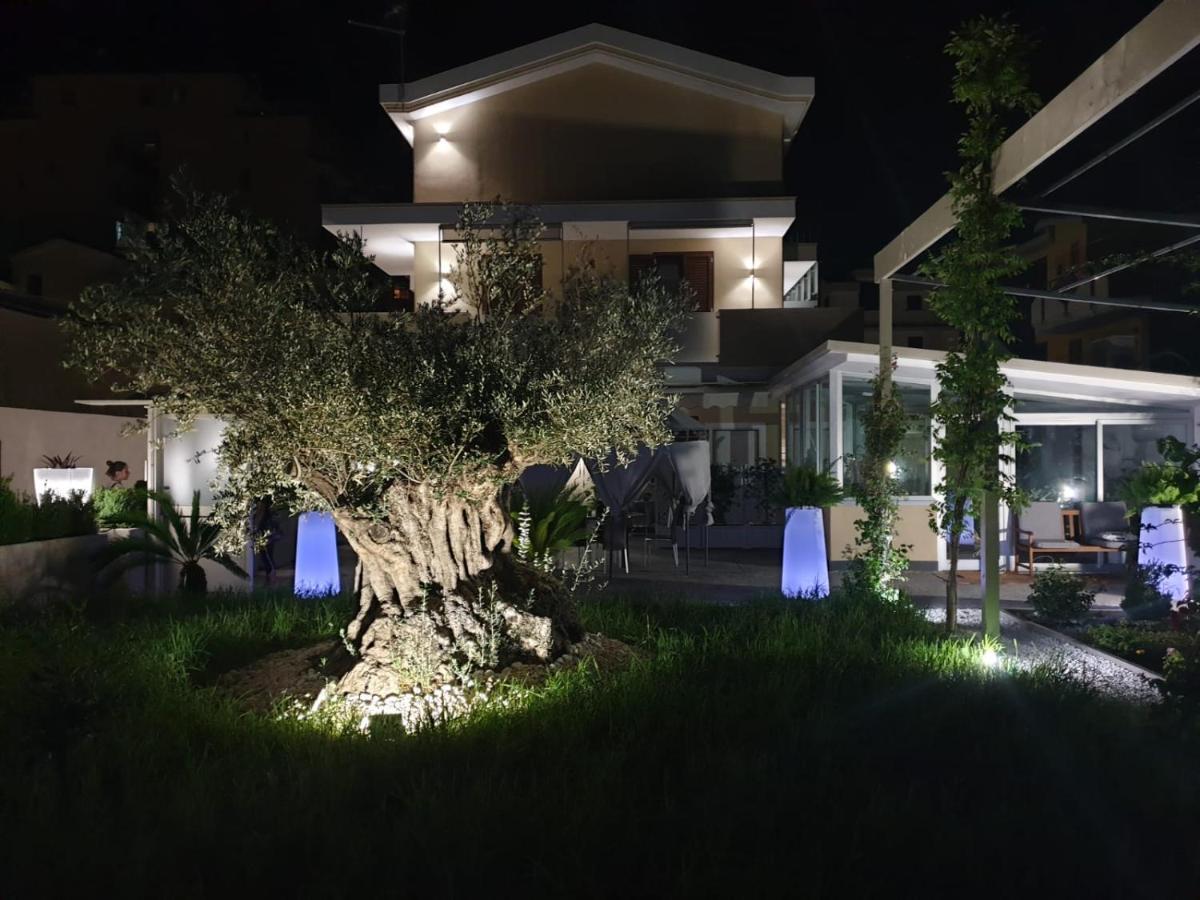 Residenza Carlucci Aparthotel Ангри Екстериор снимка